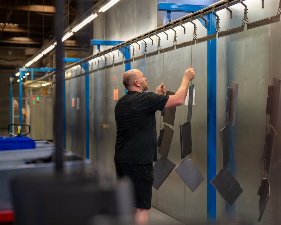 Powder coating Devon